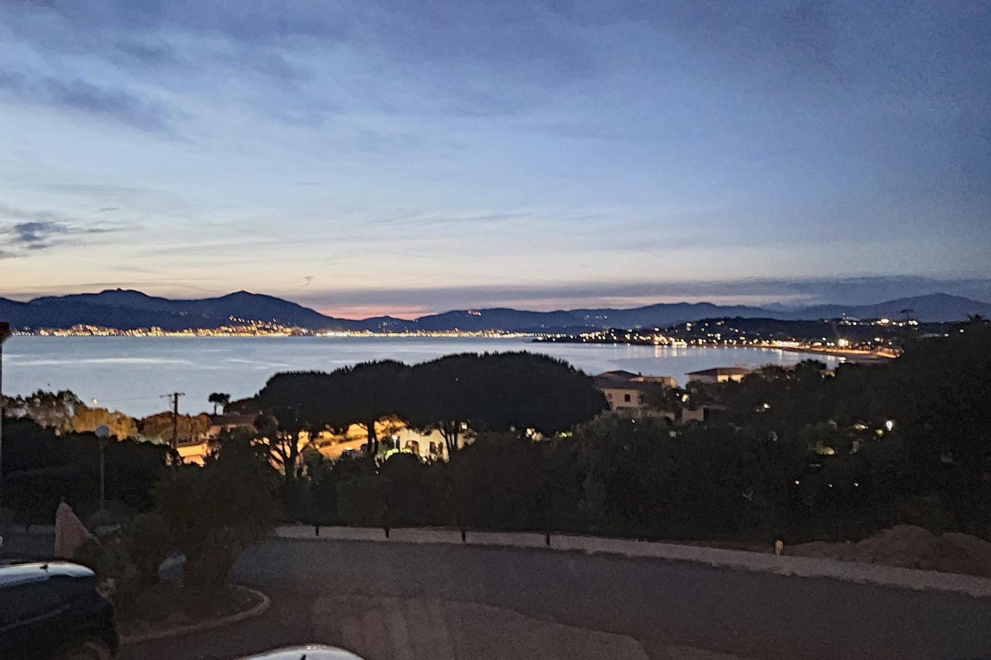 Haut De Villa Vue Mer 3 Pieces Climatise & Wifi 4 A 6 Personnes Pietrosella Exterior photo